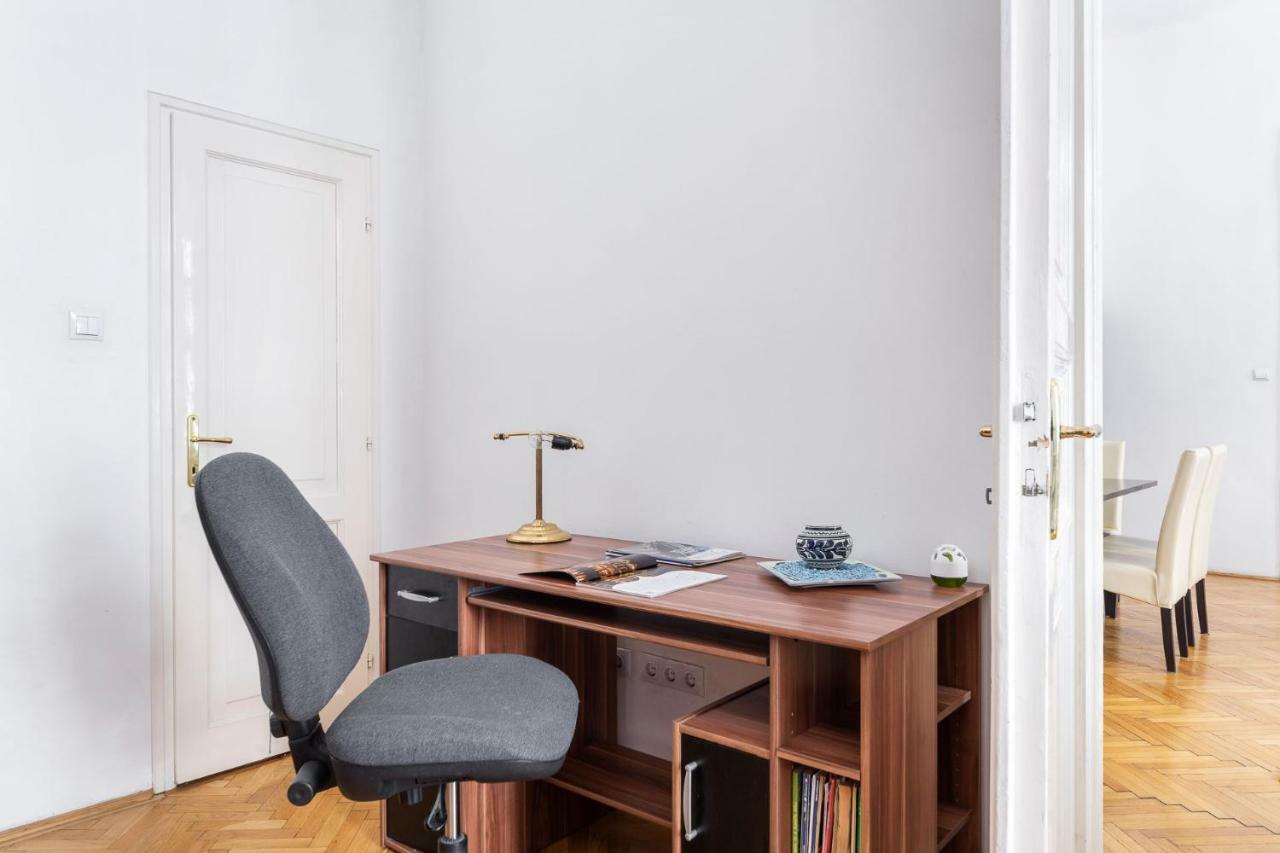 Izabella Home 2 Budapešť Exteriér fotografie